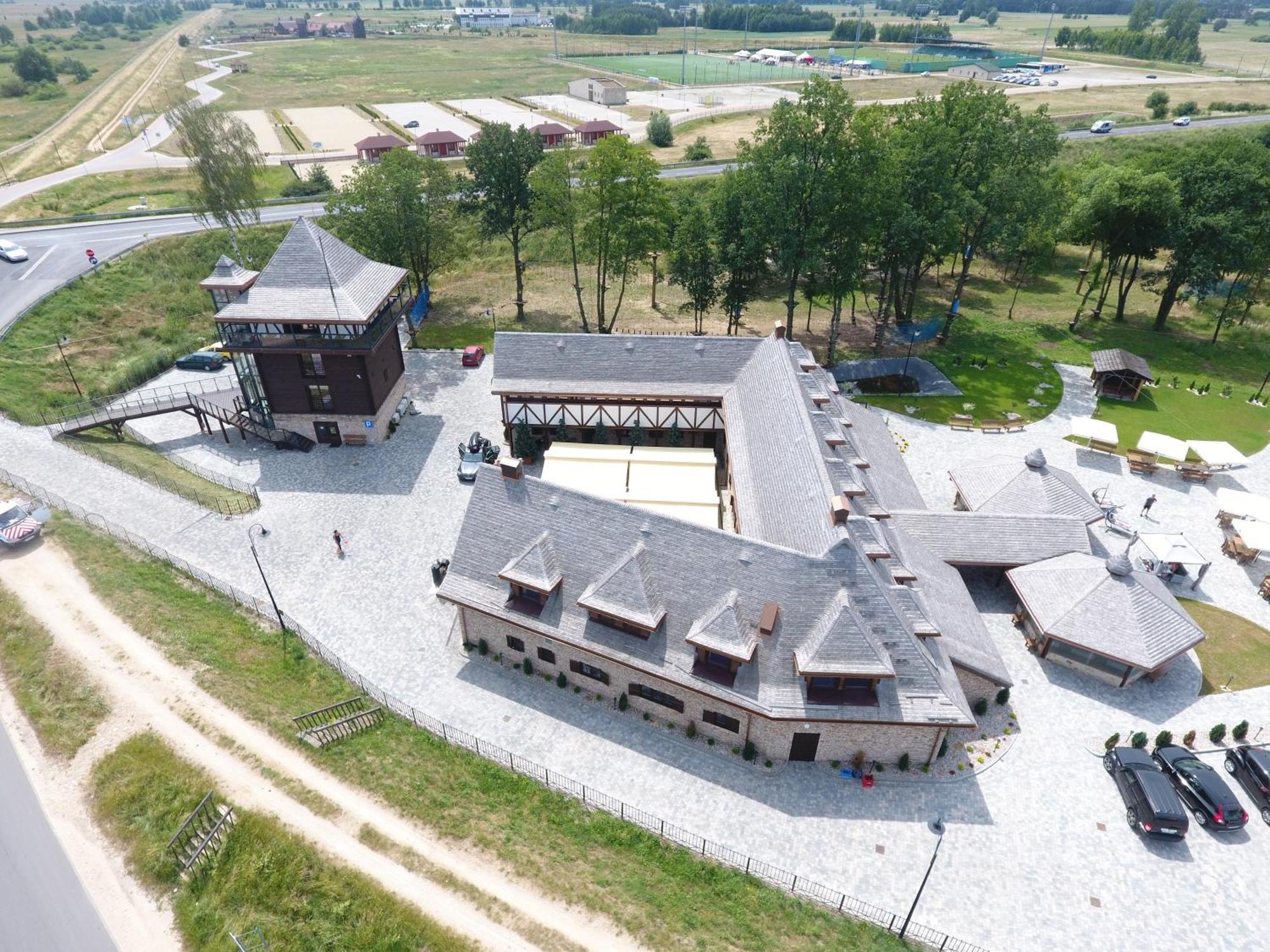 Hotel & Spa **** Kasztel Uniejow Eksteriør bilde