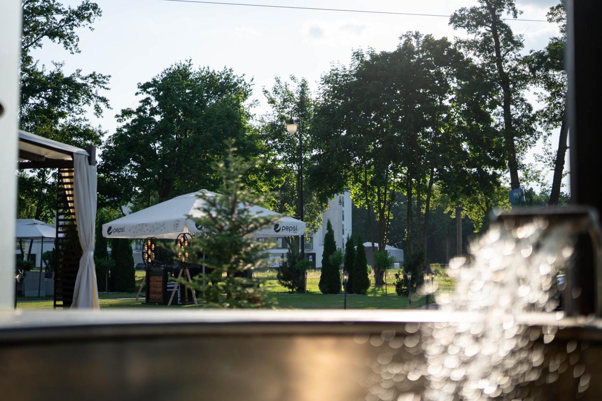 Hotel & Spa **** Kasztel Uniejow Eksteriør bilde