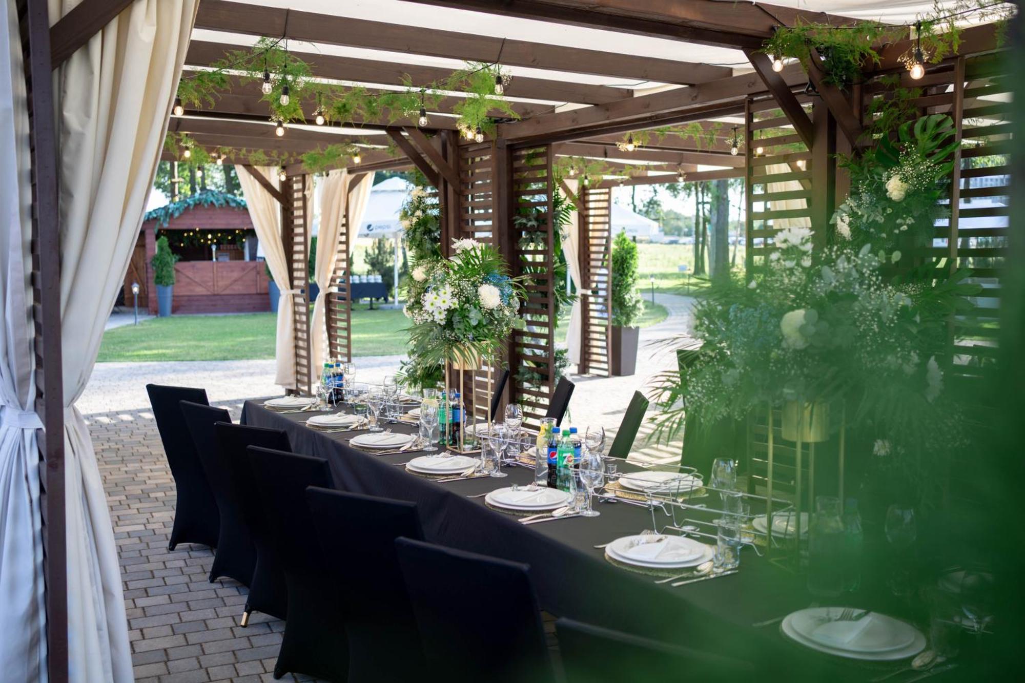 Hotel & Spa **** Kasztel Uniejow Eksteriør bilde